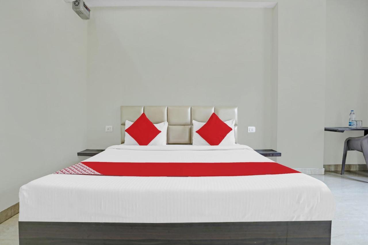 Oyo Flagship 80971 The Lime Tree بريلي المظهر الخارجي الصورة