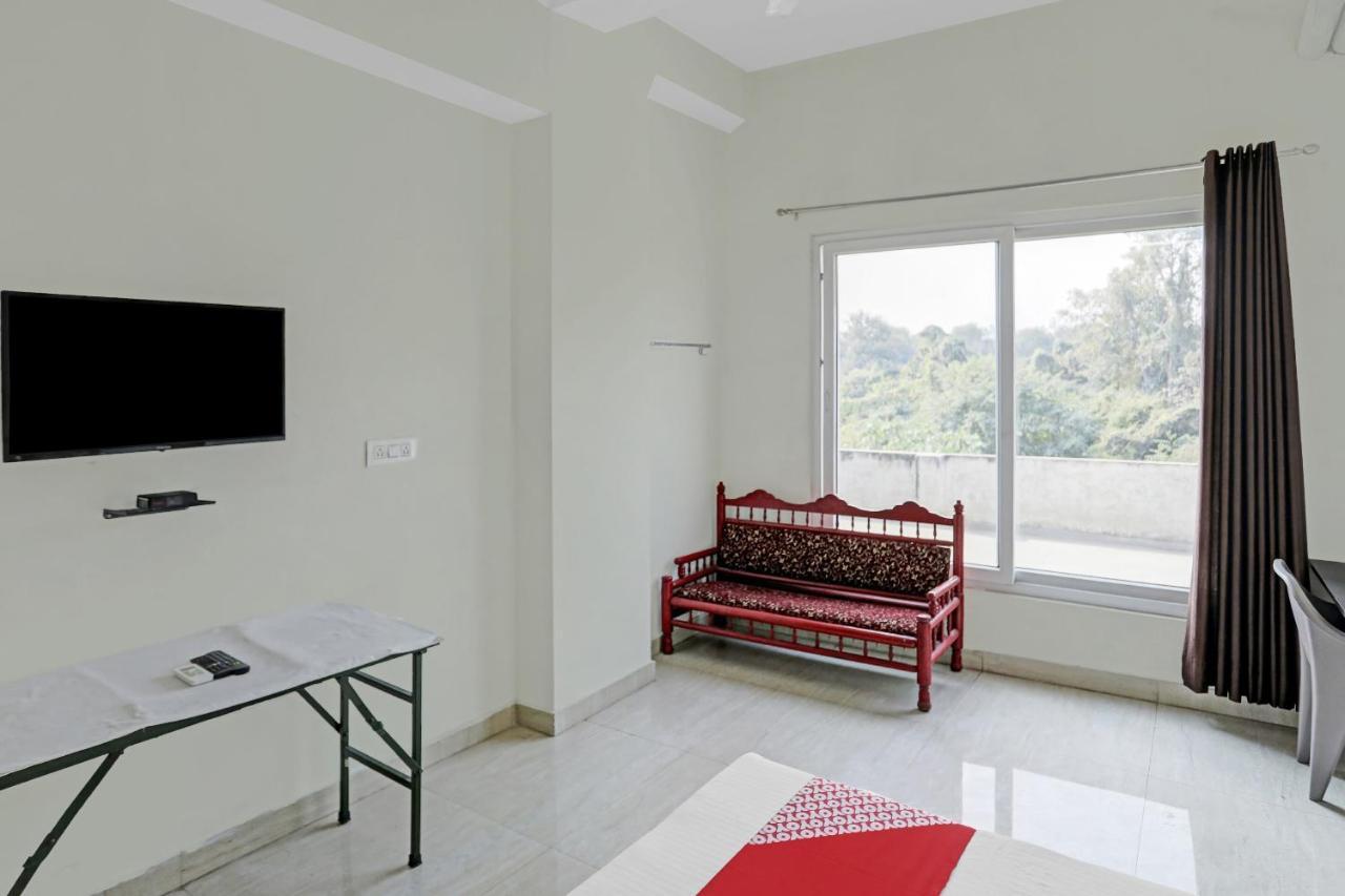 Oyo Flagship 80971 The Lime Tree بريلي المظهر الخارجي الصورة
