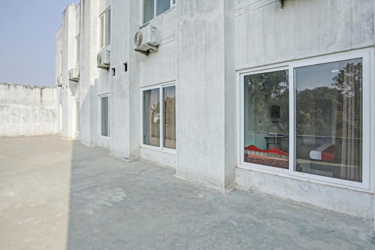 Oyo Flagship 80971 The Lime Tree بريلي المظهر الخارجي الصورة